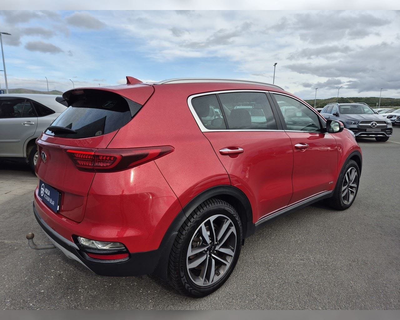 KIA SPORTAGE LUXURY