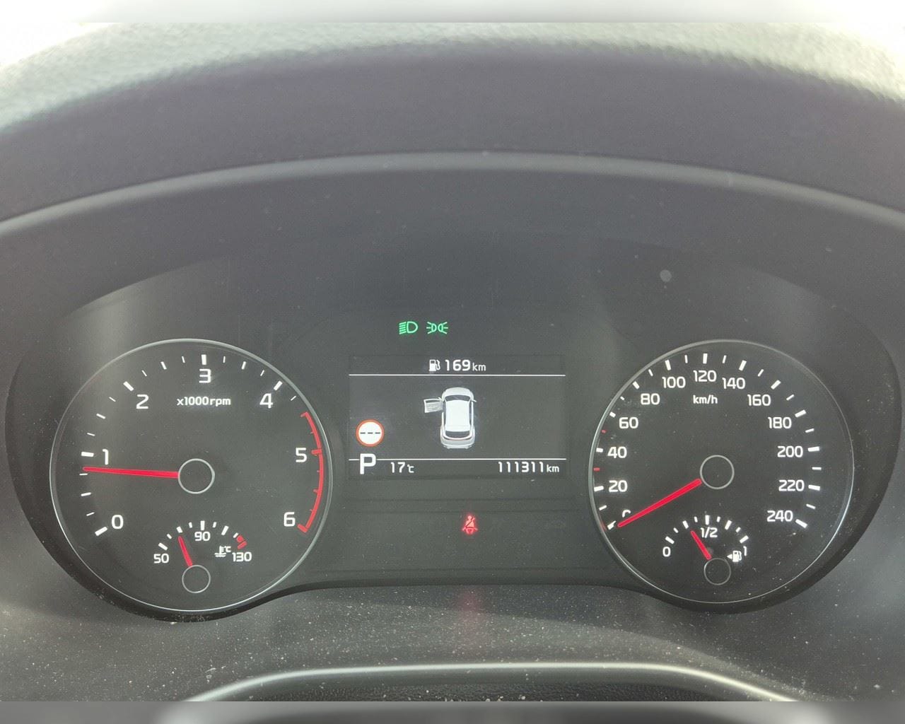 KIA SPORTAGE LUXURY