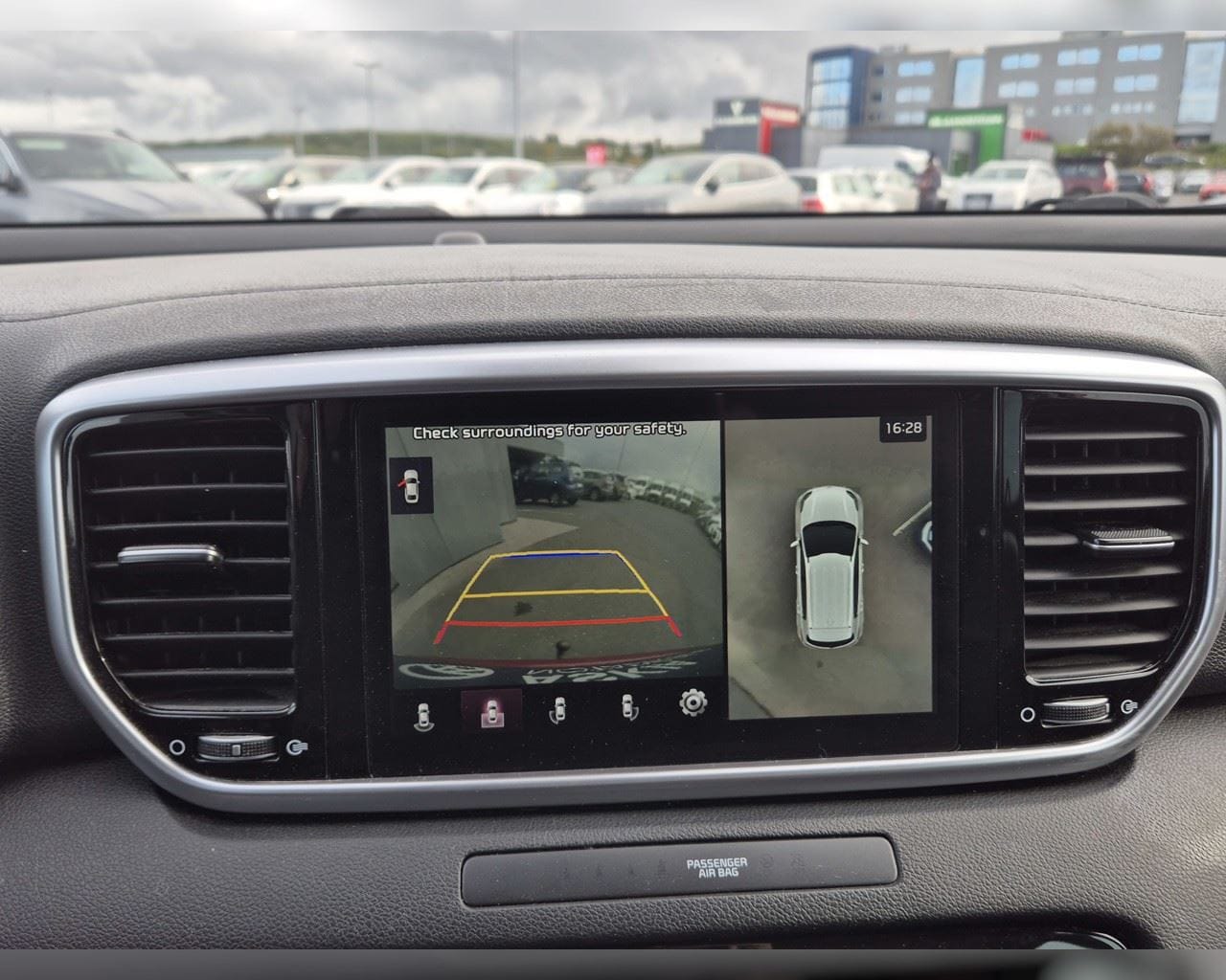 KIA SPORTAGE LUXURY