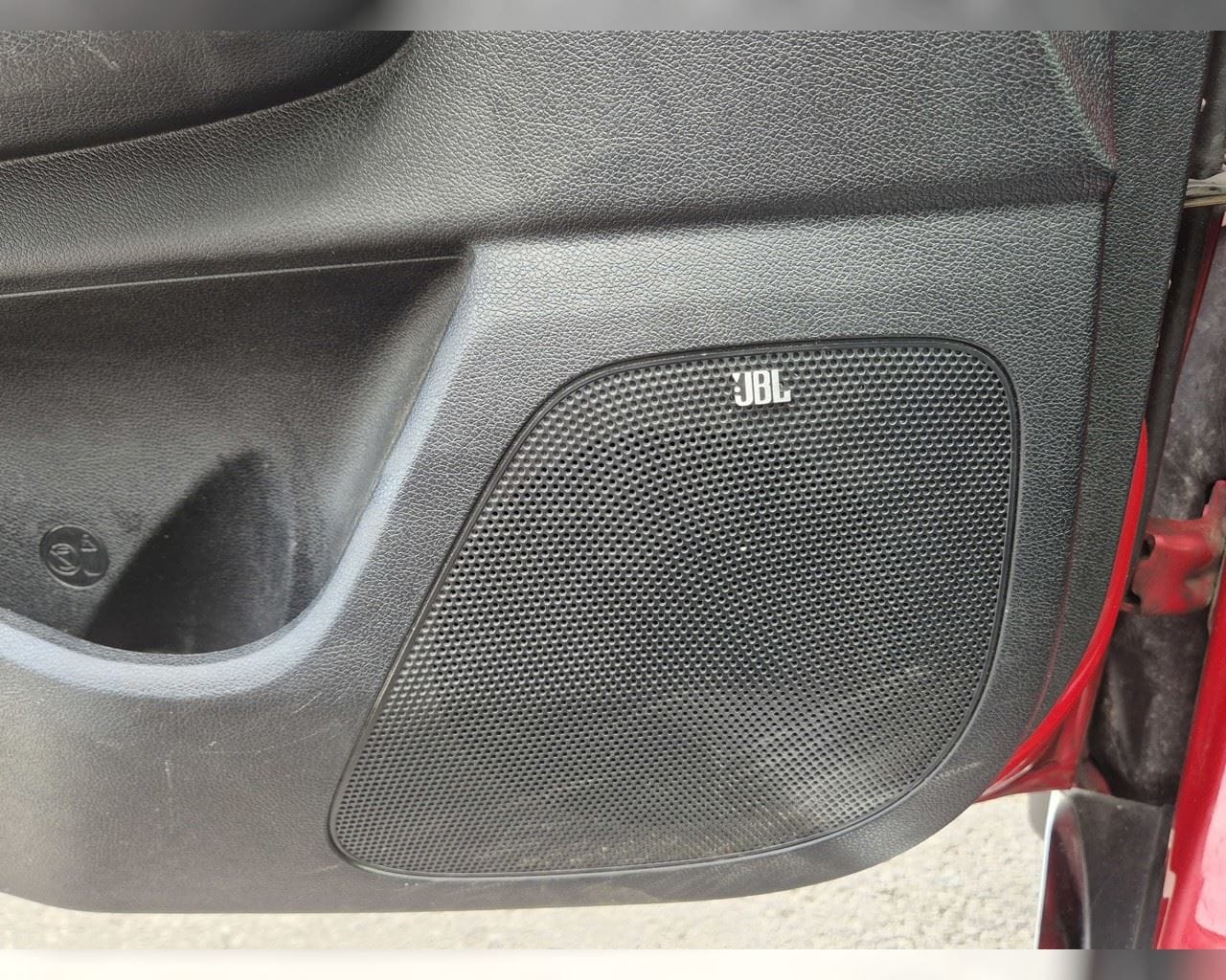 KIA SPORTAGE LUXURY