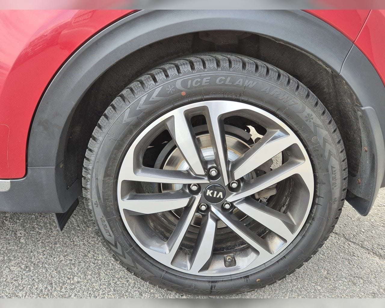 KIA SPORTAGE LUXURY