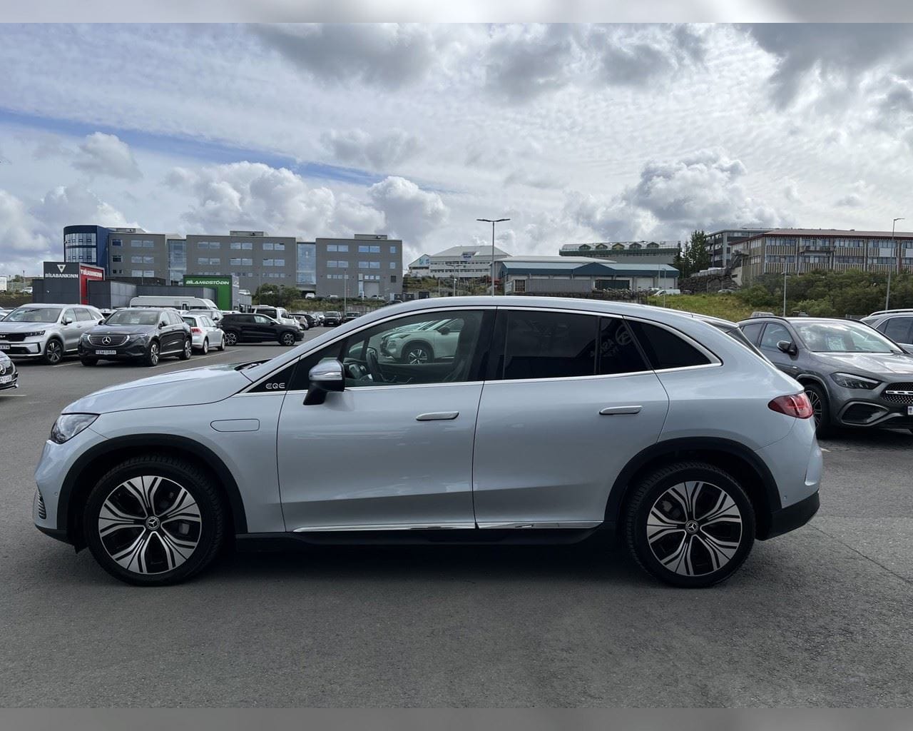MERCEDES-BENZ EQE 350 SUV 4MATIC PURE