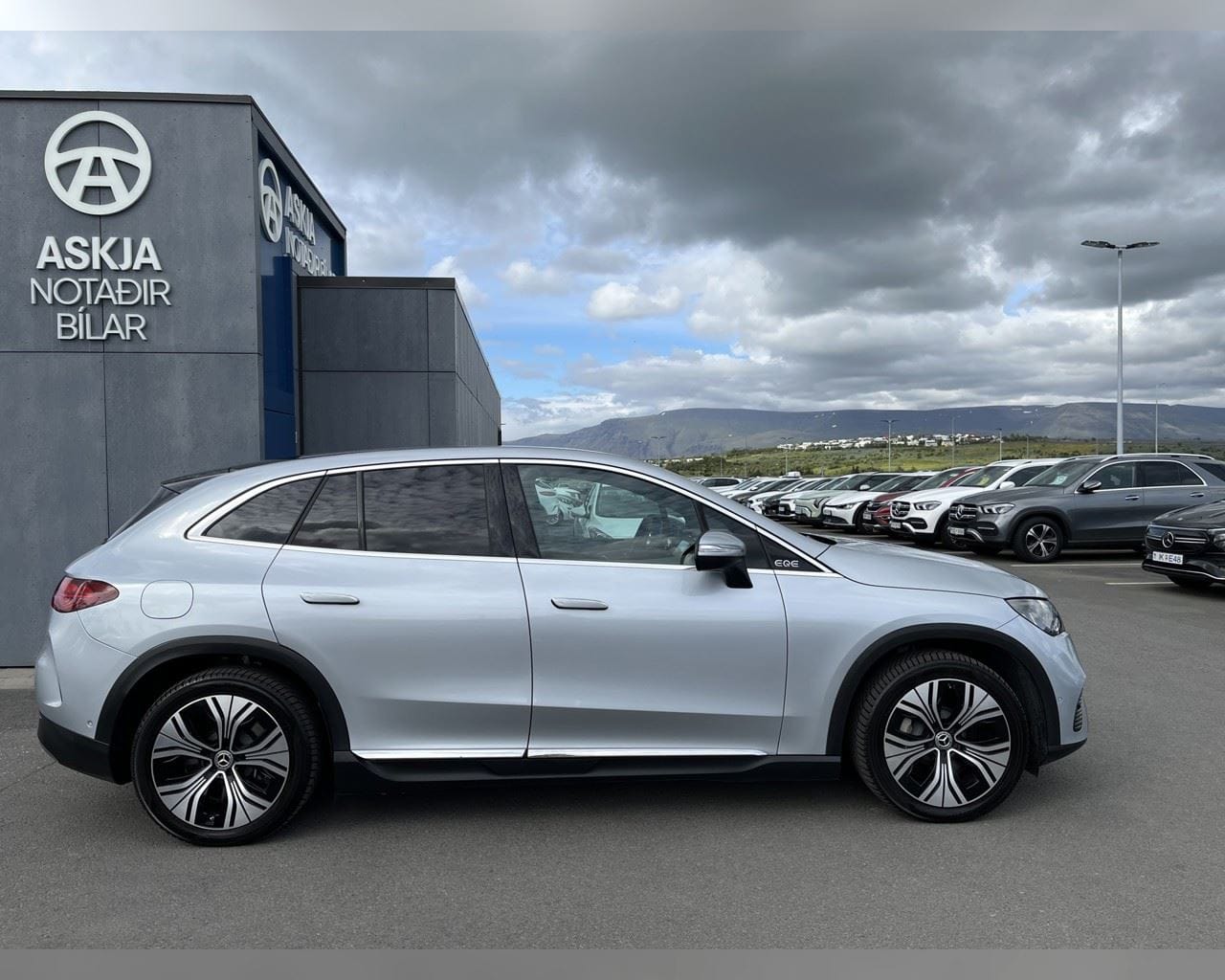 MERCEDES-BENZ EQE 350 SUV 4MATIC PURE