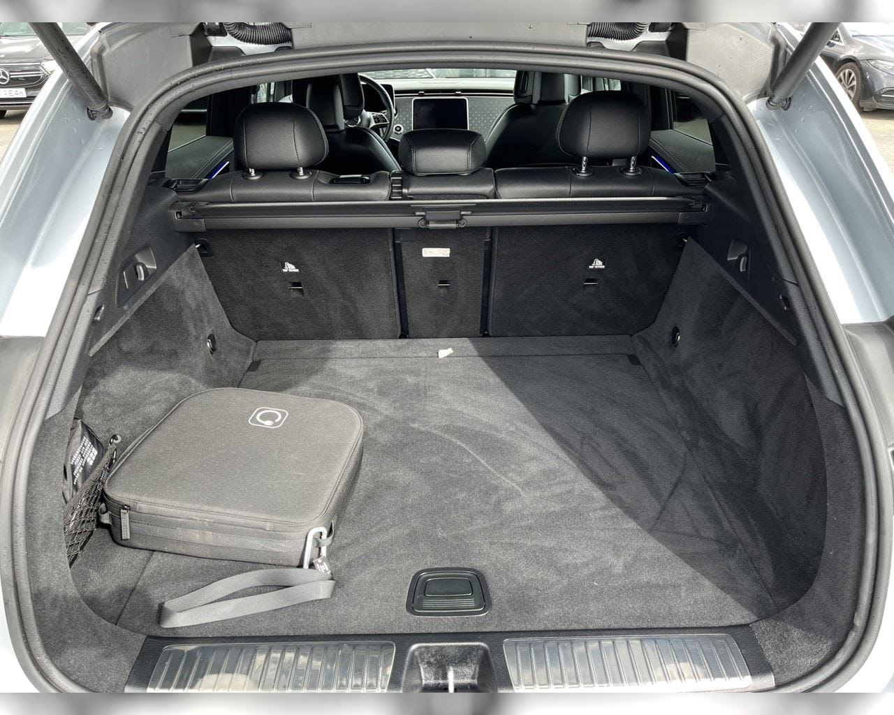 MERCEDES-BENZ EQE 350 SUV 4MATIC PURE