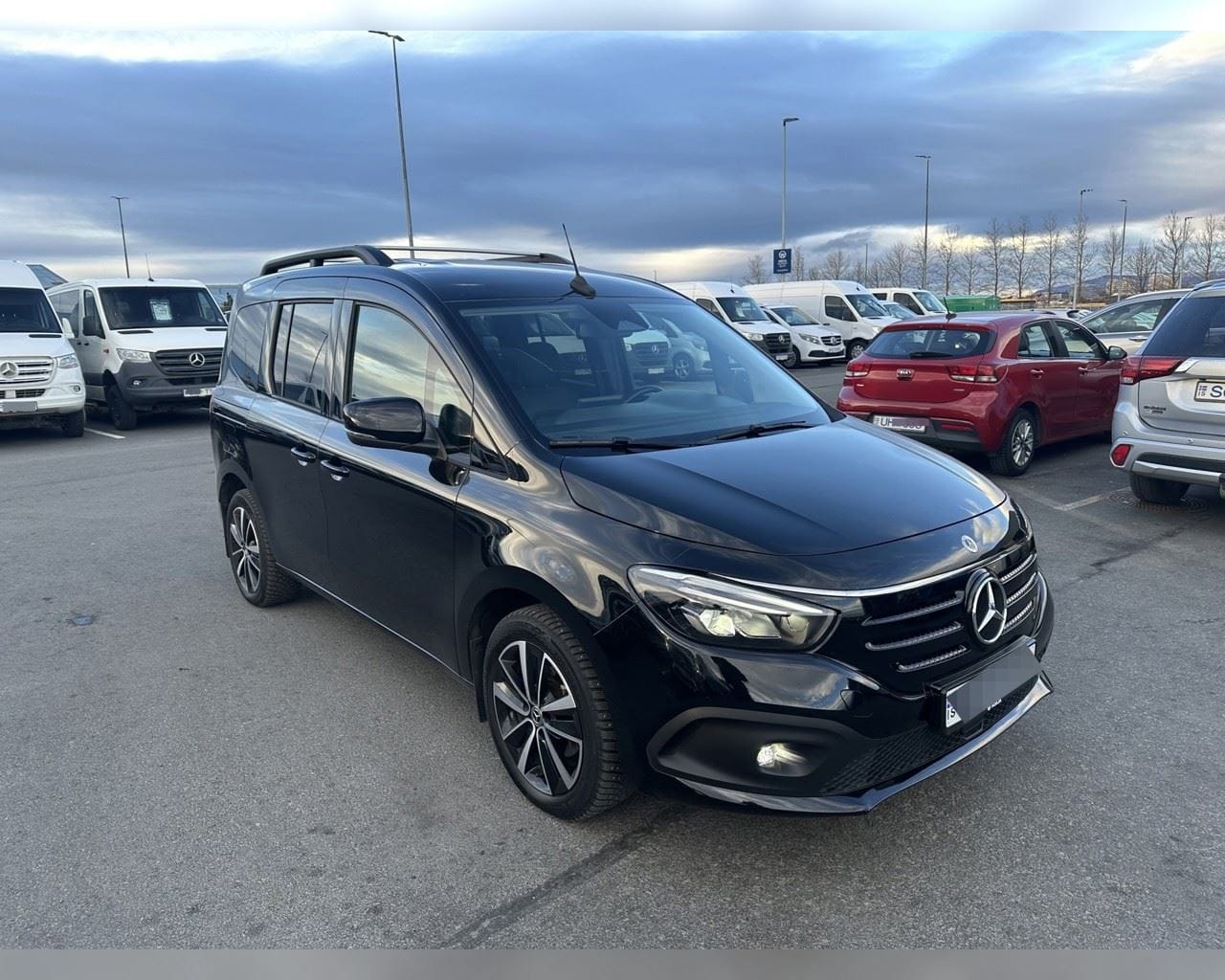 MERCEDES-BENZ EQT 200 MILLILANGUR POWER