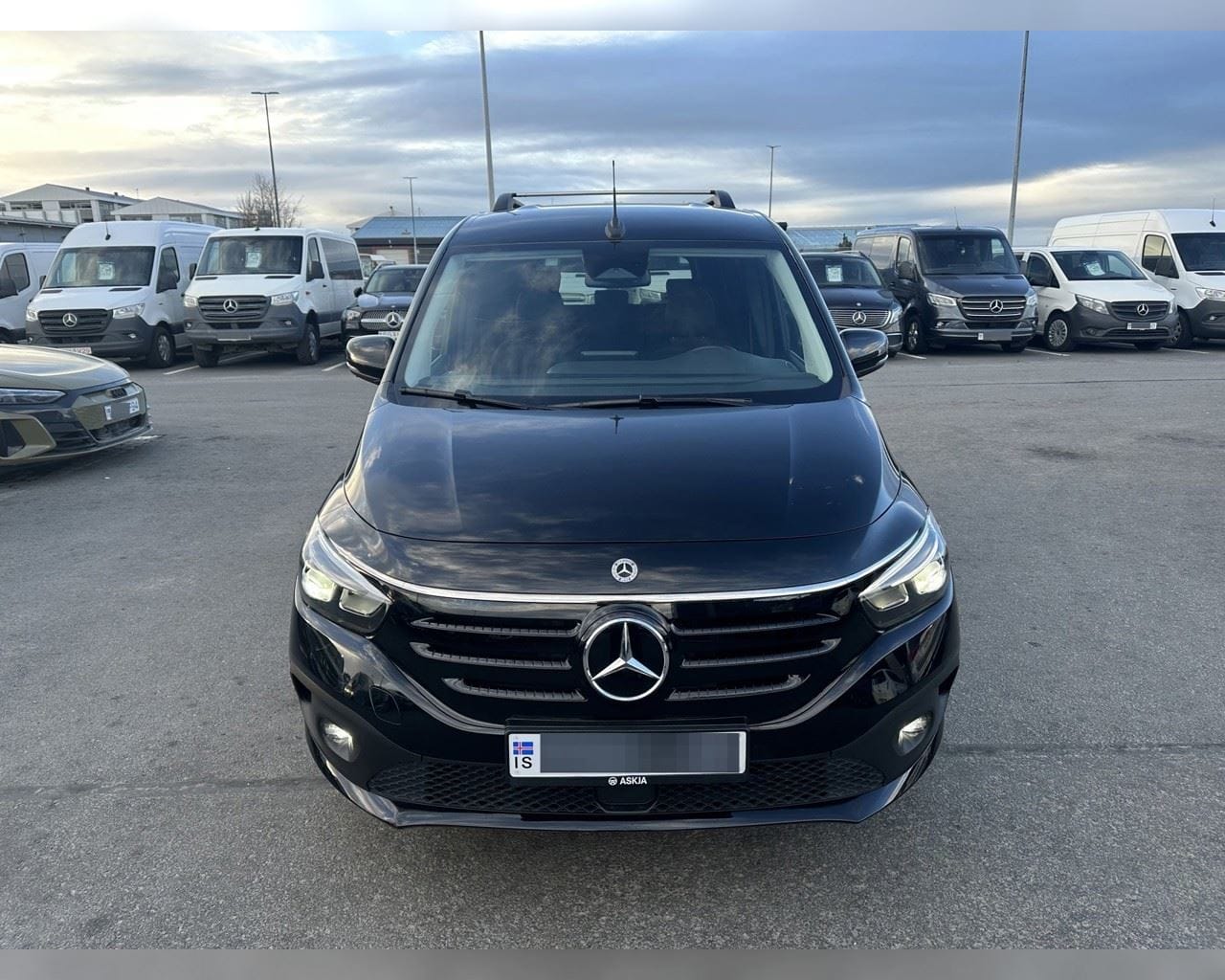 MERCEDES-BENZ EQT 200 MILLILANGUR POWER