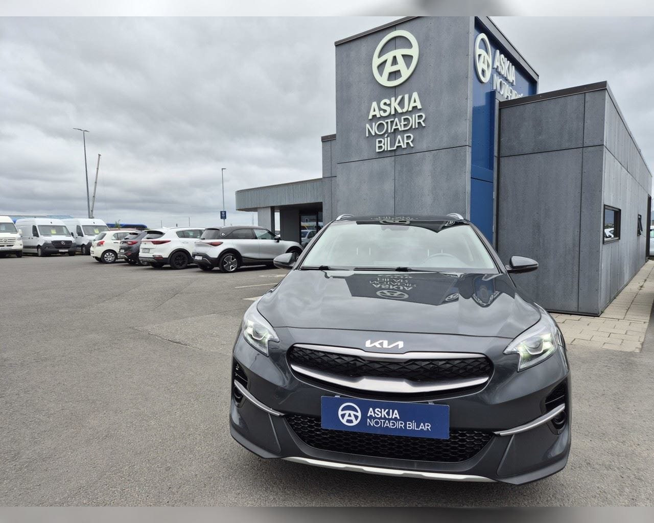 KIA XCEED PHEV URBAN