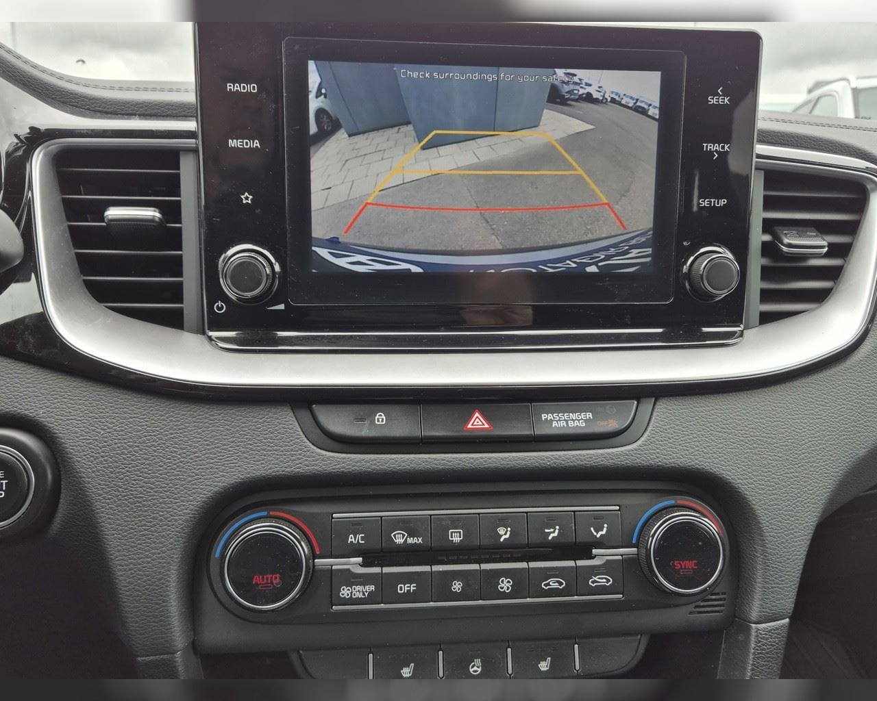 KIA XCEED PHEV URBAN