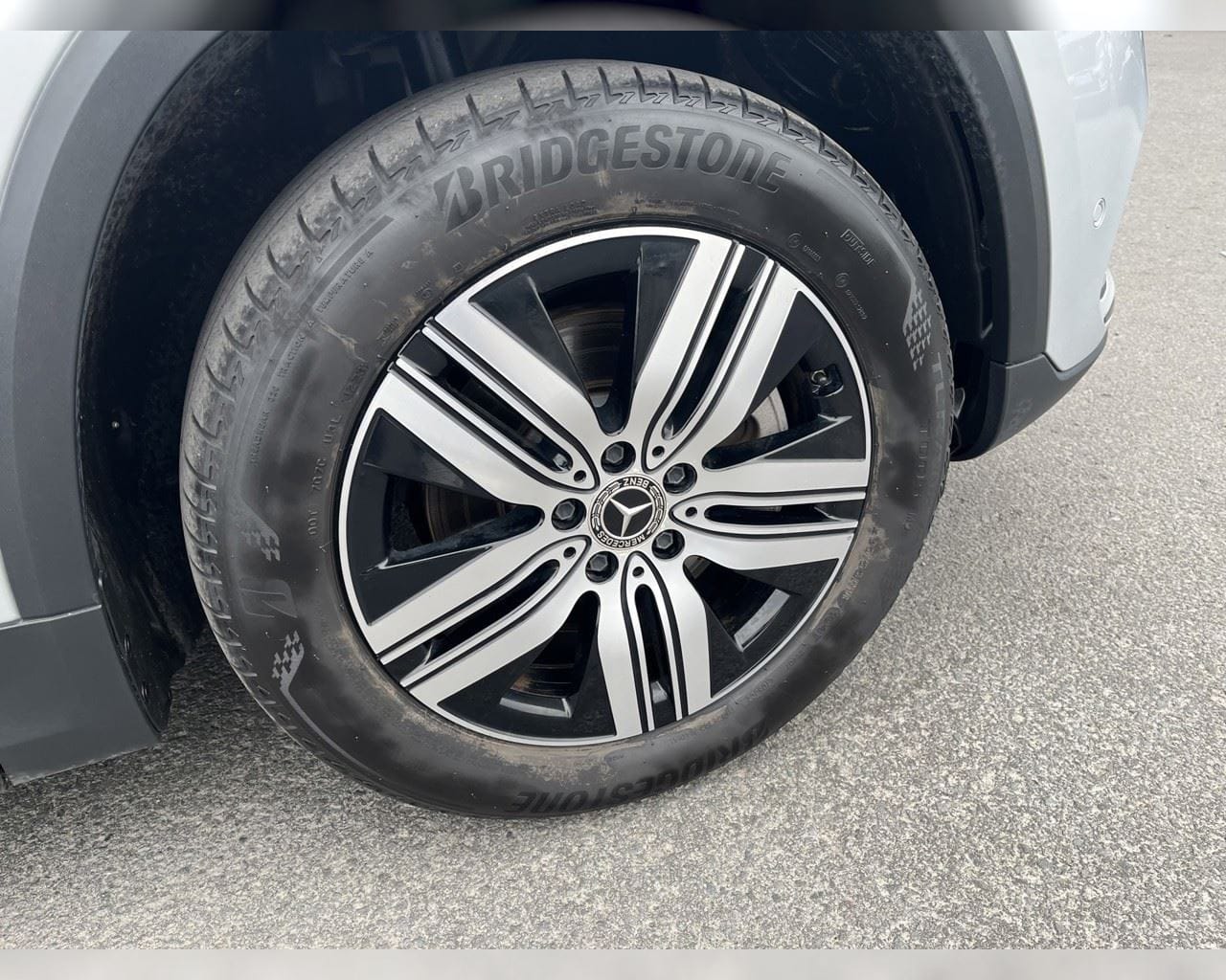 MERCEDES-BENZ EQA 300 4MATIC PROGRESSIVE
