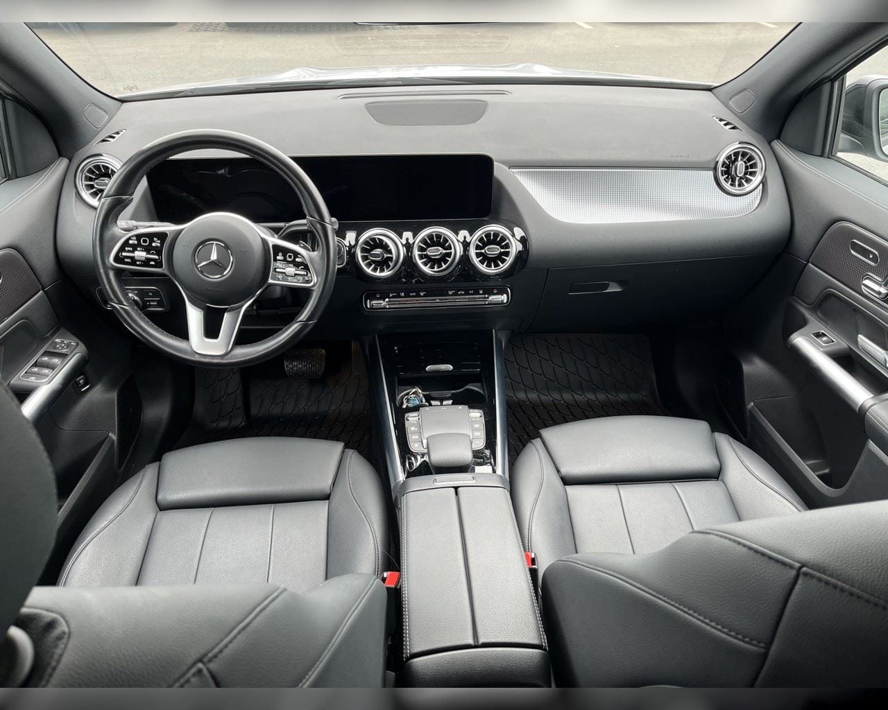 MERCEDES-BENZ EQA 300 4MATIC PROGRESSIVE