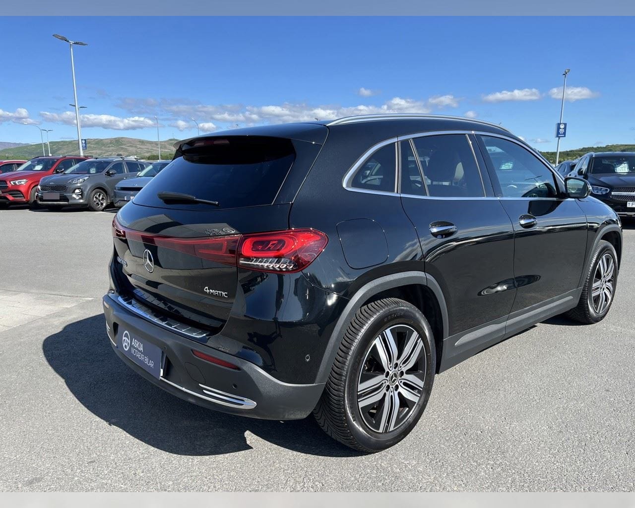MERCEDES-BENZ EQA 300 4MATIC PROGRESSIVE
