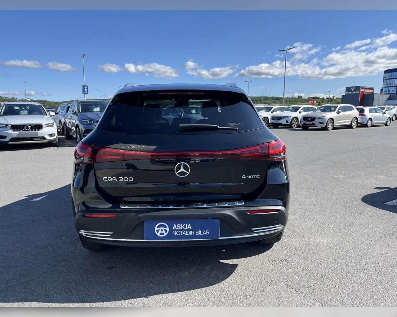 MERCEDES-BENZ EQA 300 4MATIC PROGRESSIVE