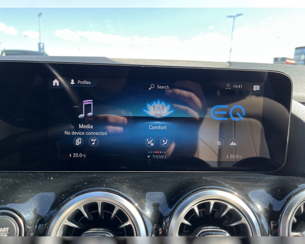 MERCEDES-BENZ EQA 300 4MATIC PROGRESSIVE
