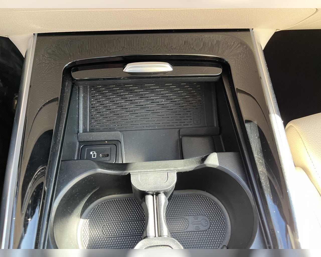 MERCEDES-BENZ EQA 300 4MATIC PROGRESSIVE
