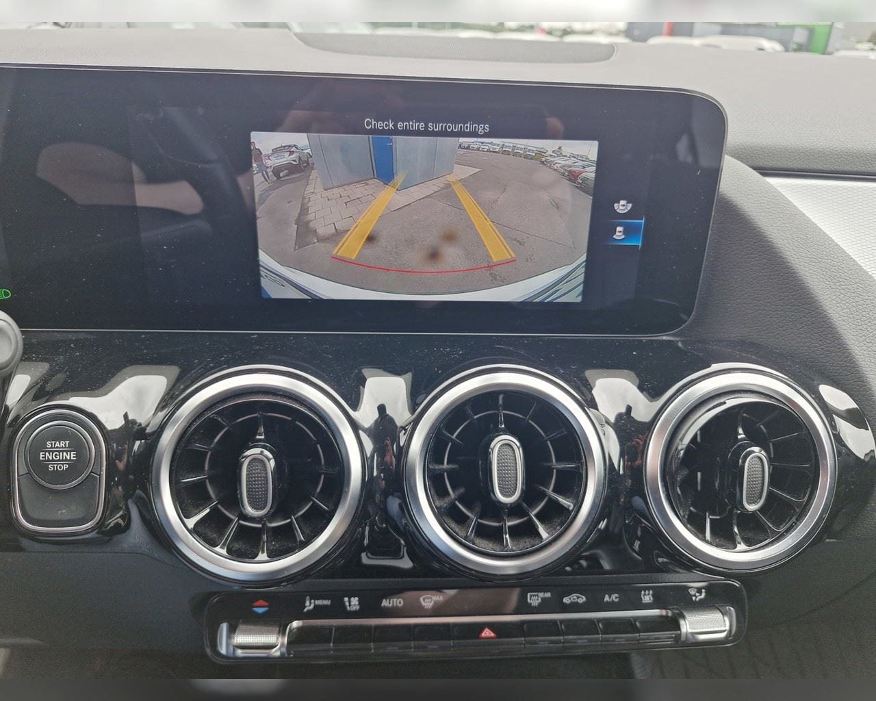 MERCEDES-BENZ GLA 250 E STYLE
