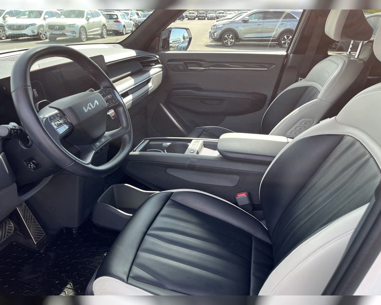 KIA EV9 GT-LINE