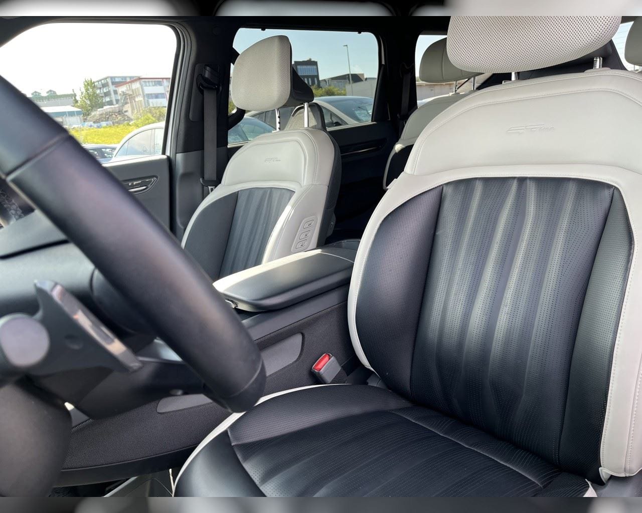 KIA EV9 GT-LINE