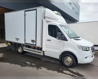 MERCEDES-BENZ SPRINTER 519