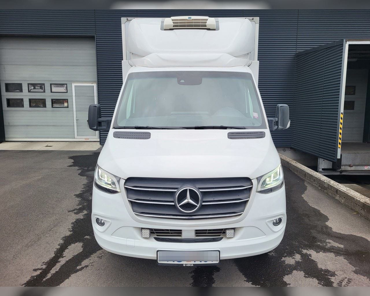 MERCEDES-BENZ SPRINTER 519