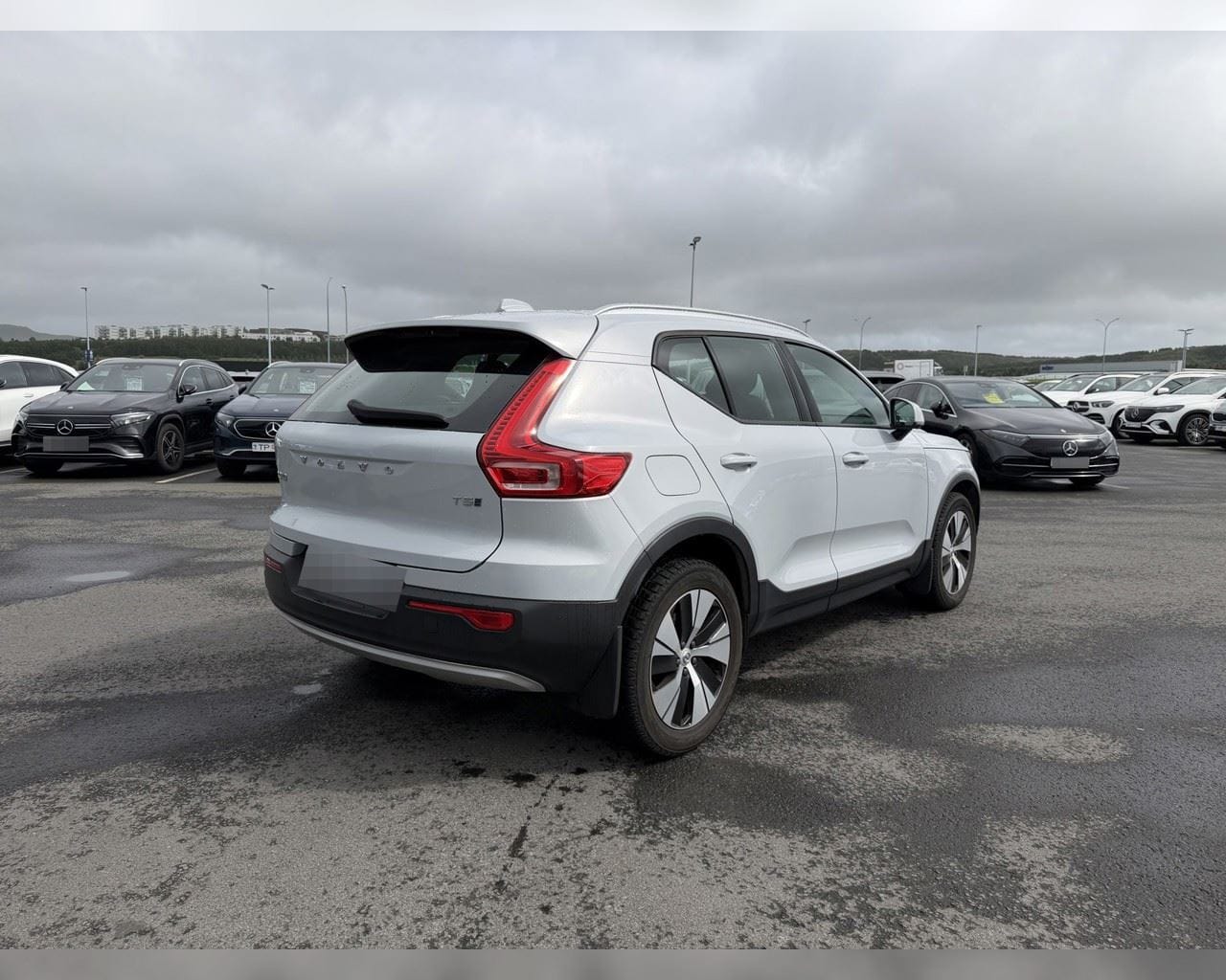 VOLVO XC40 MOMENTUM PRO T5