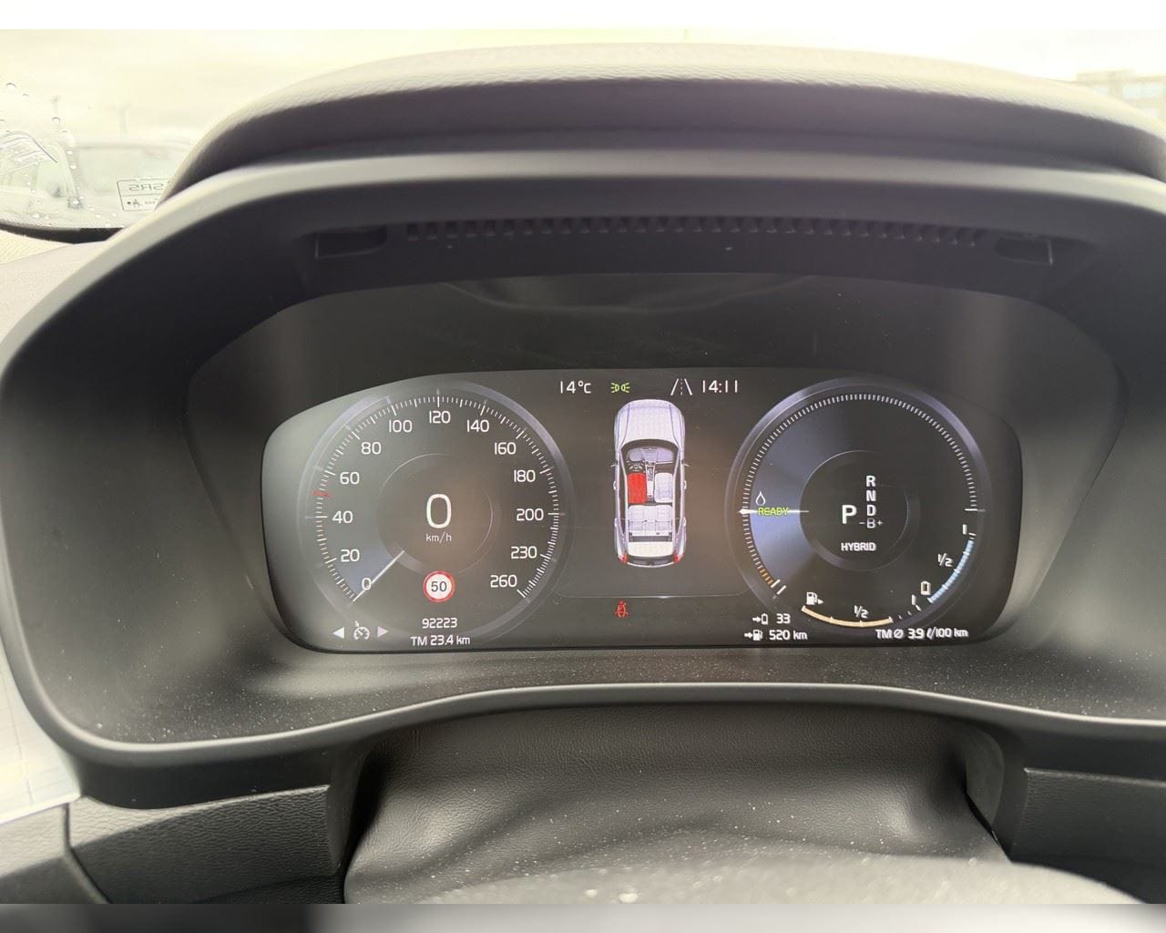 VOLVO XC40 MOMENTUM PRO T5