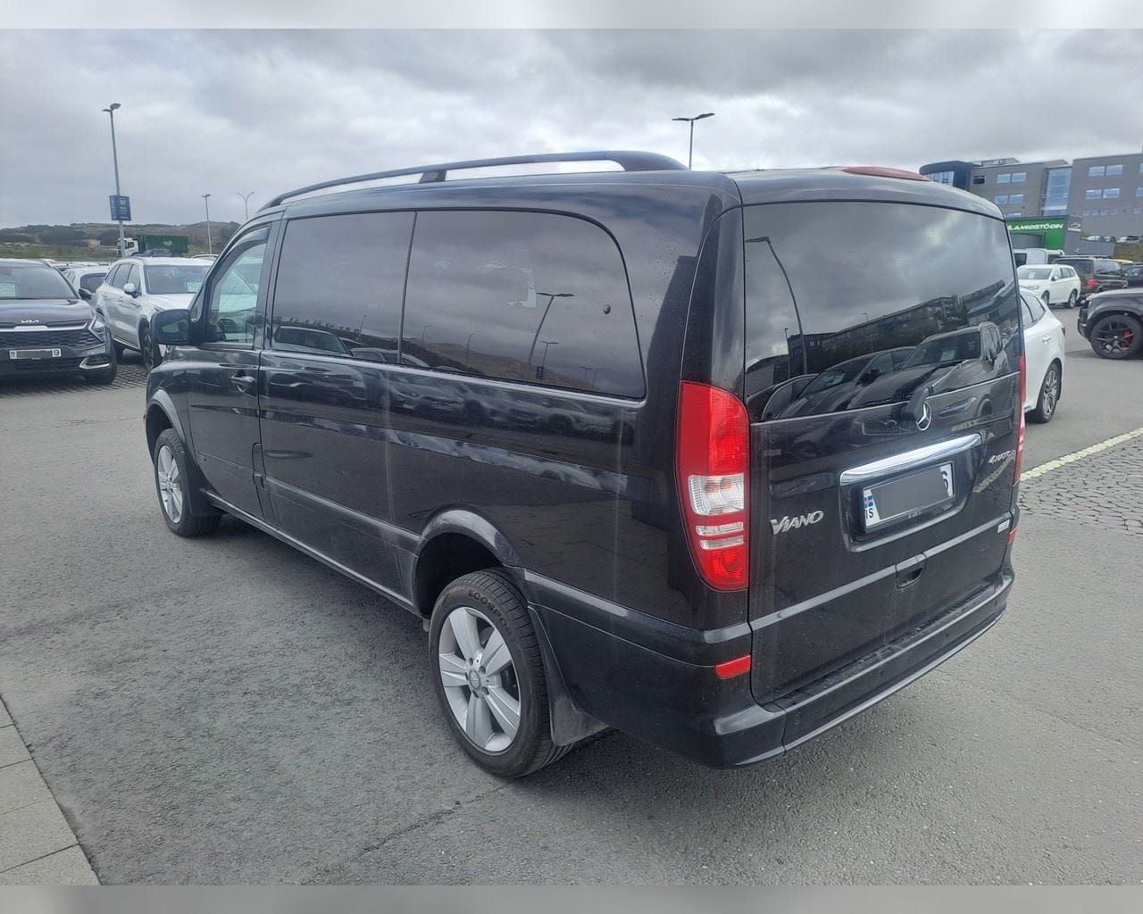 MERCEDES-BENZ VIANO