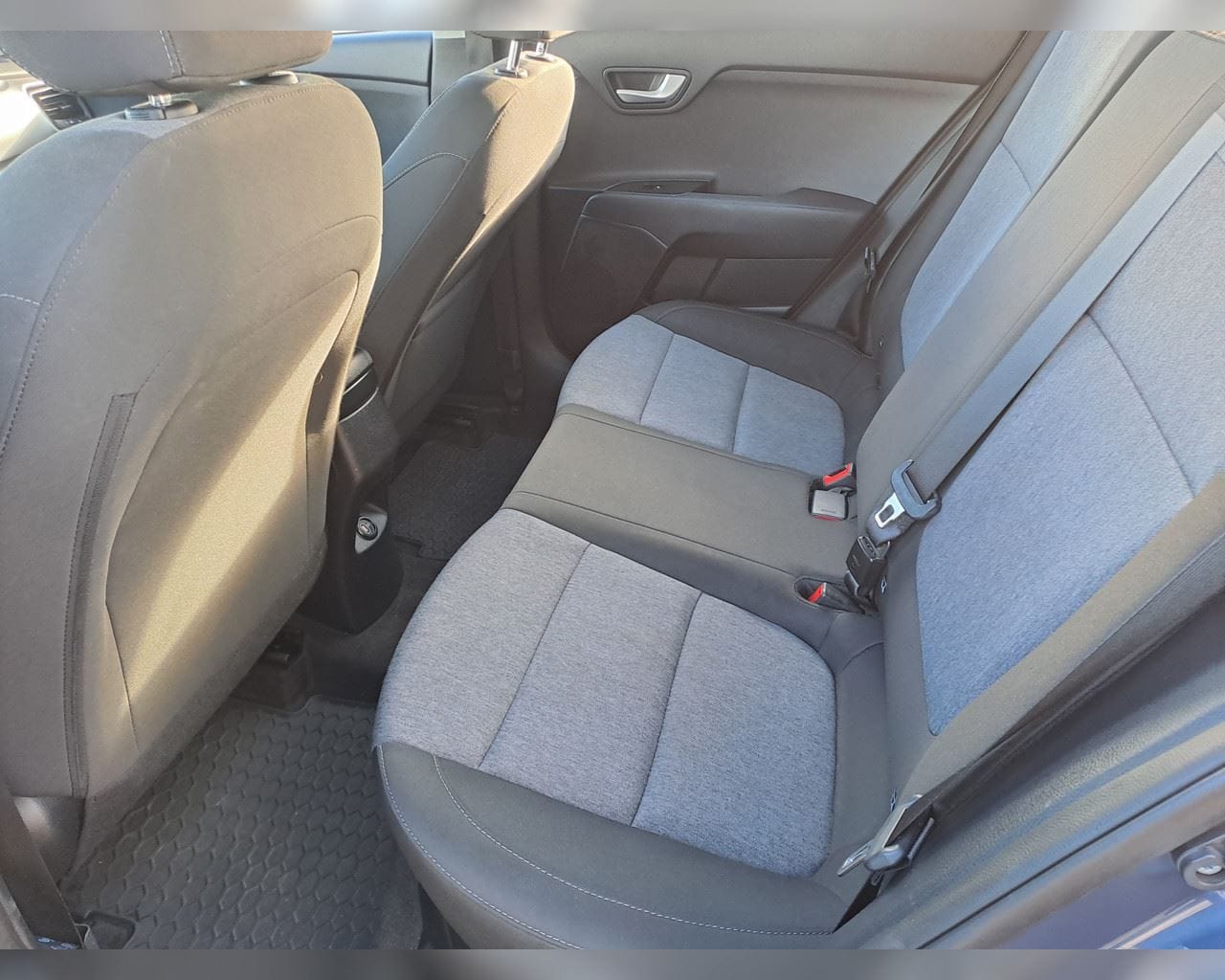KIA STONIC URBAN