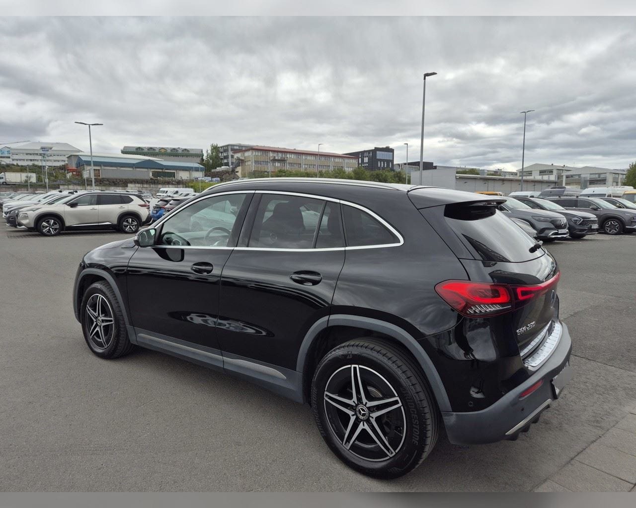 MERCEDES-BENZ EQA 250 AMG LINE