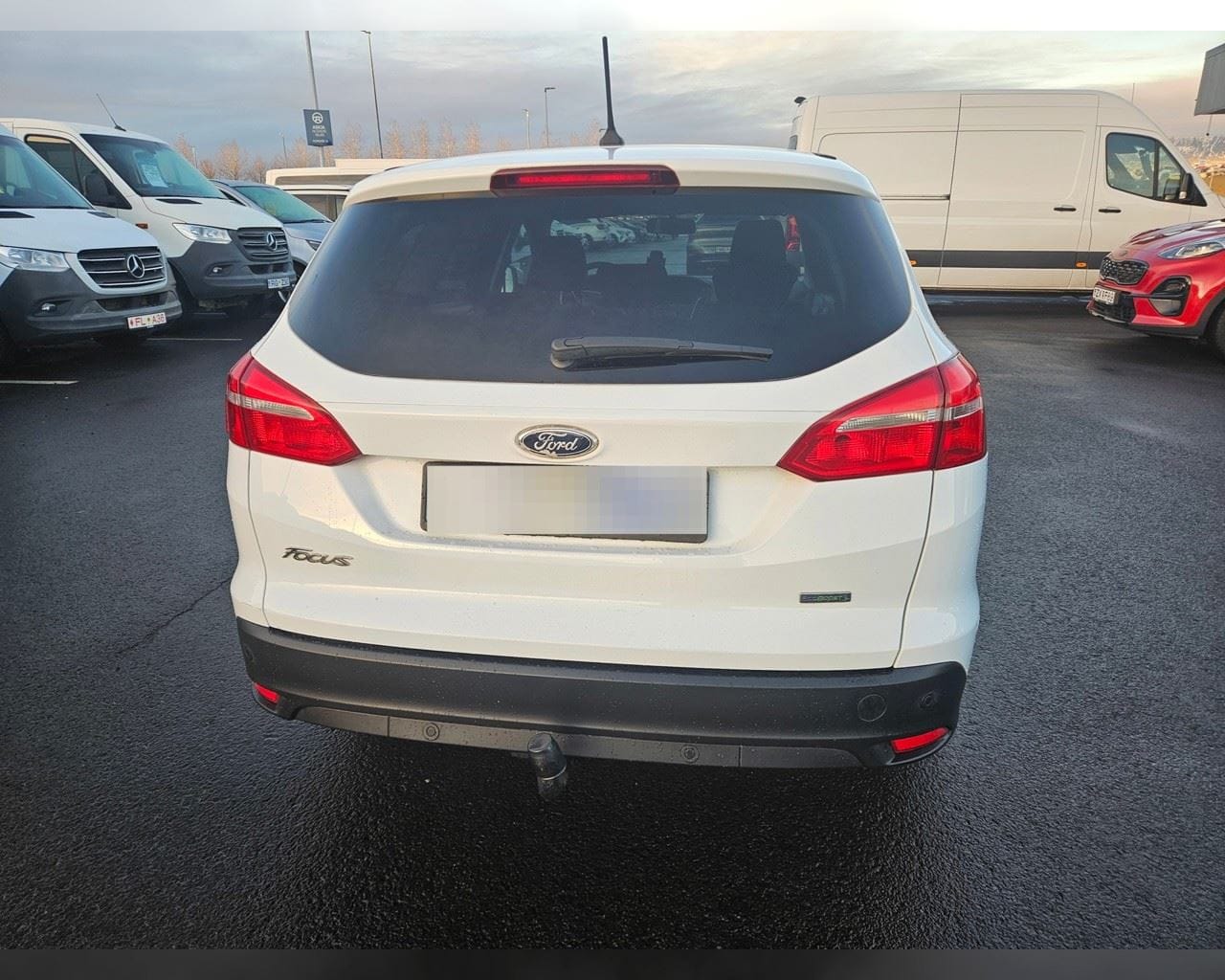 FORD FOCUS
