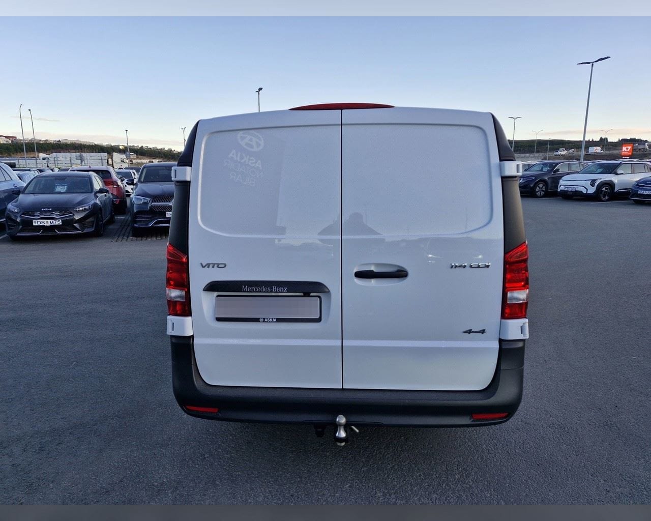 MERCEDES-BENZ VITO 114 LANGUR BASIC
