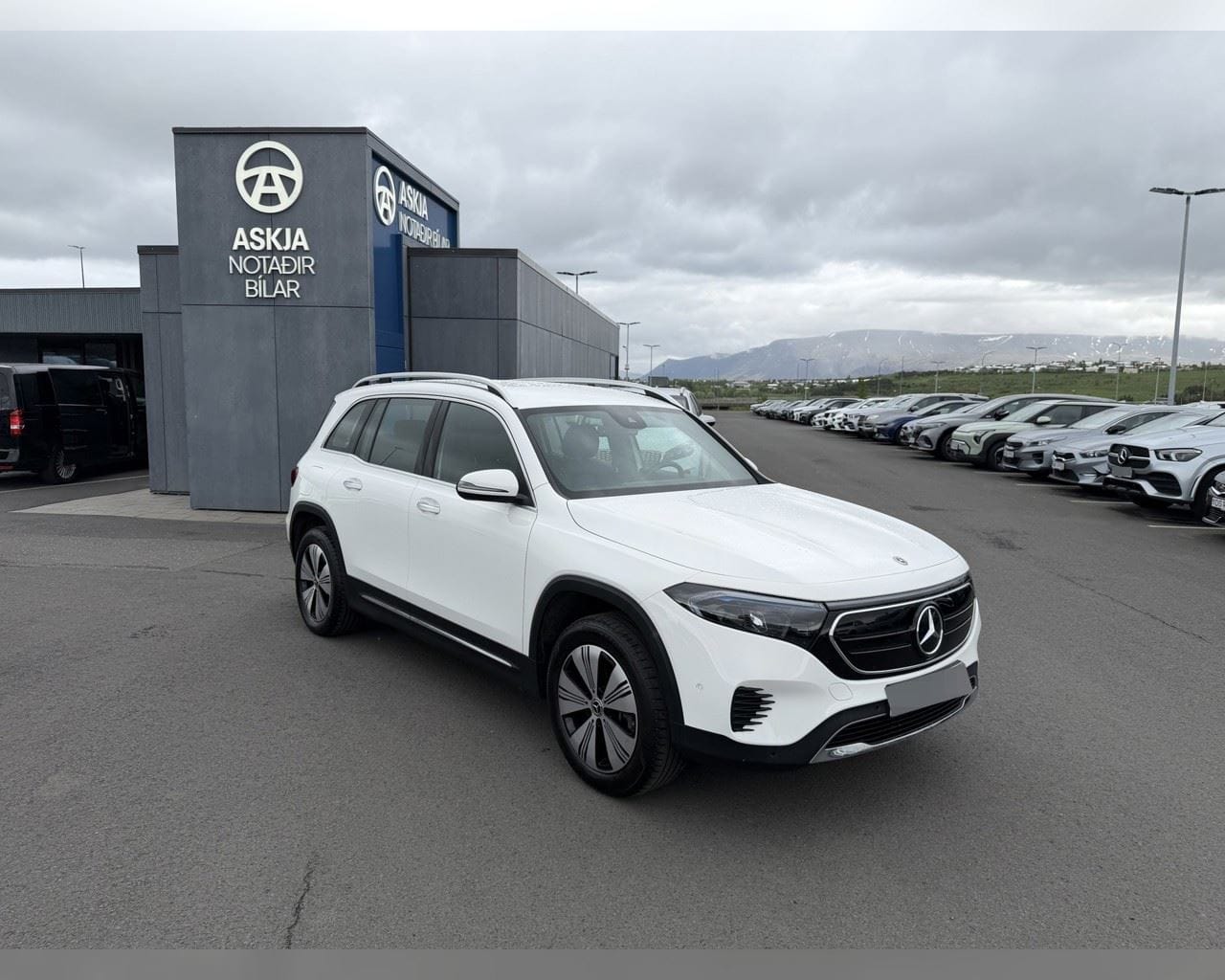 MERCEDES-BENZ EQB 250 PURE