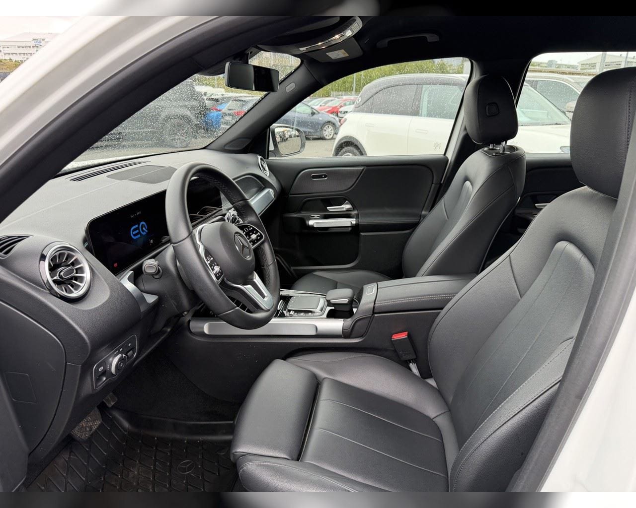 MERCEDES-BENZ EQB 250 PURE