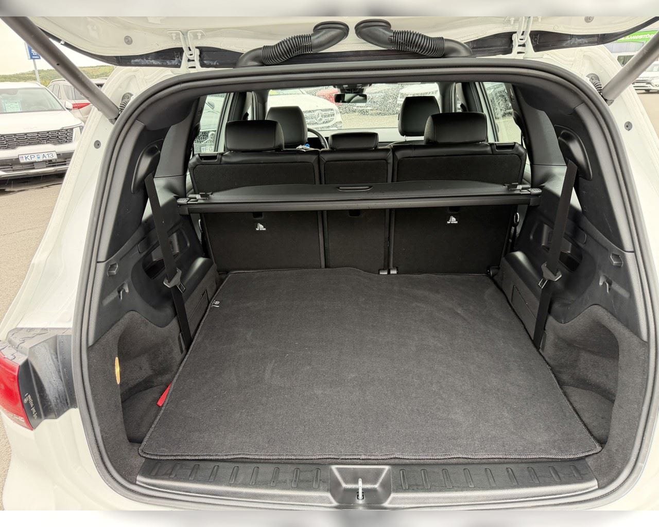 MERCEDES-BENZ EQB 250 PURE