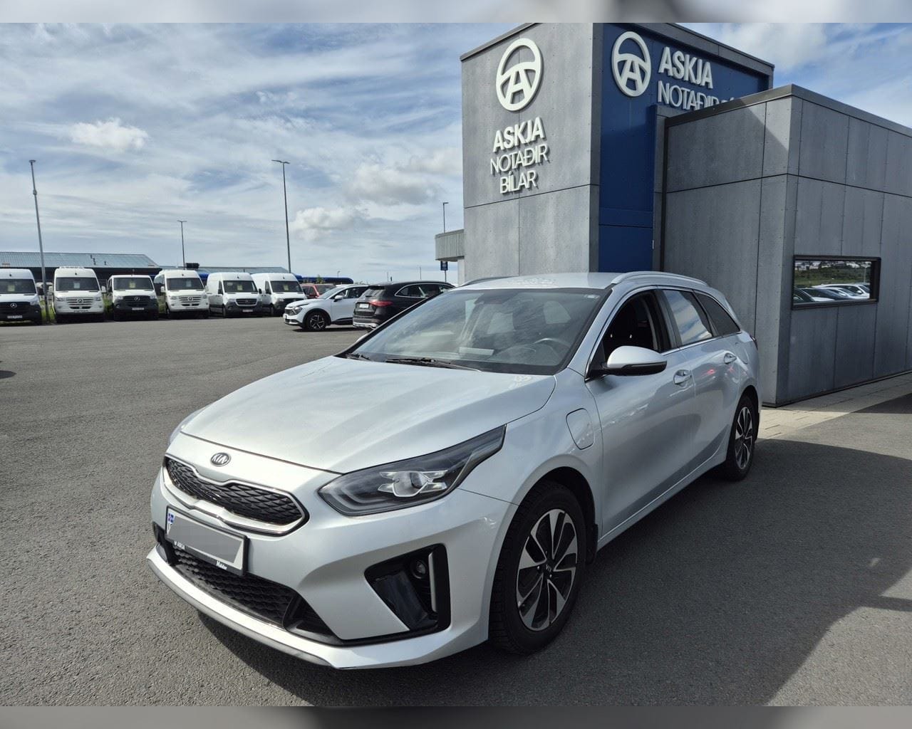 KIA CEED SW PHEV URBAN