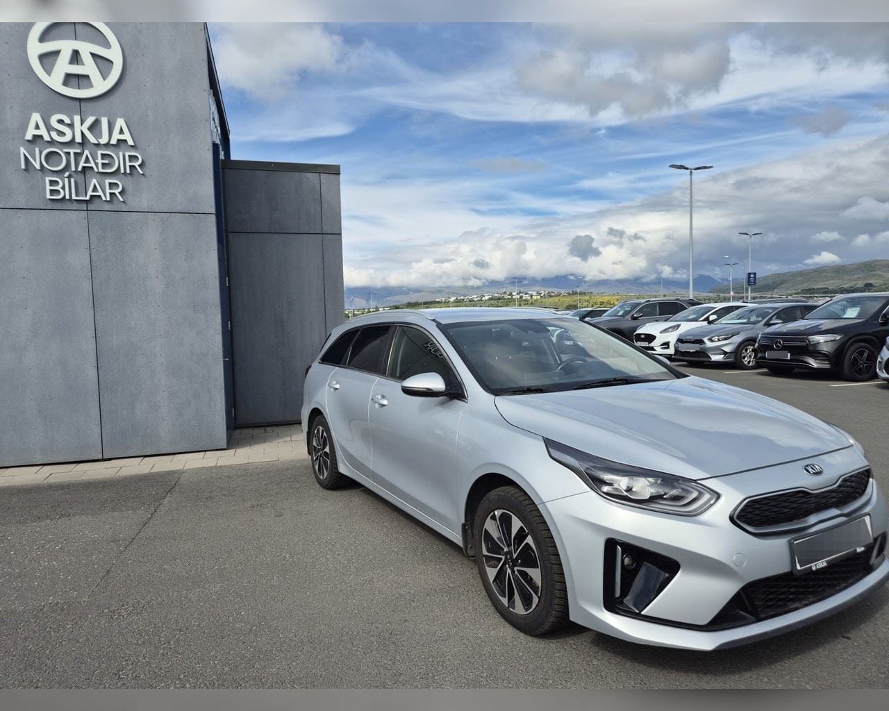 KIA CEED SW PHEV URBAN