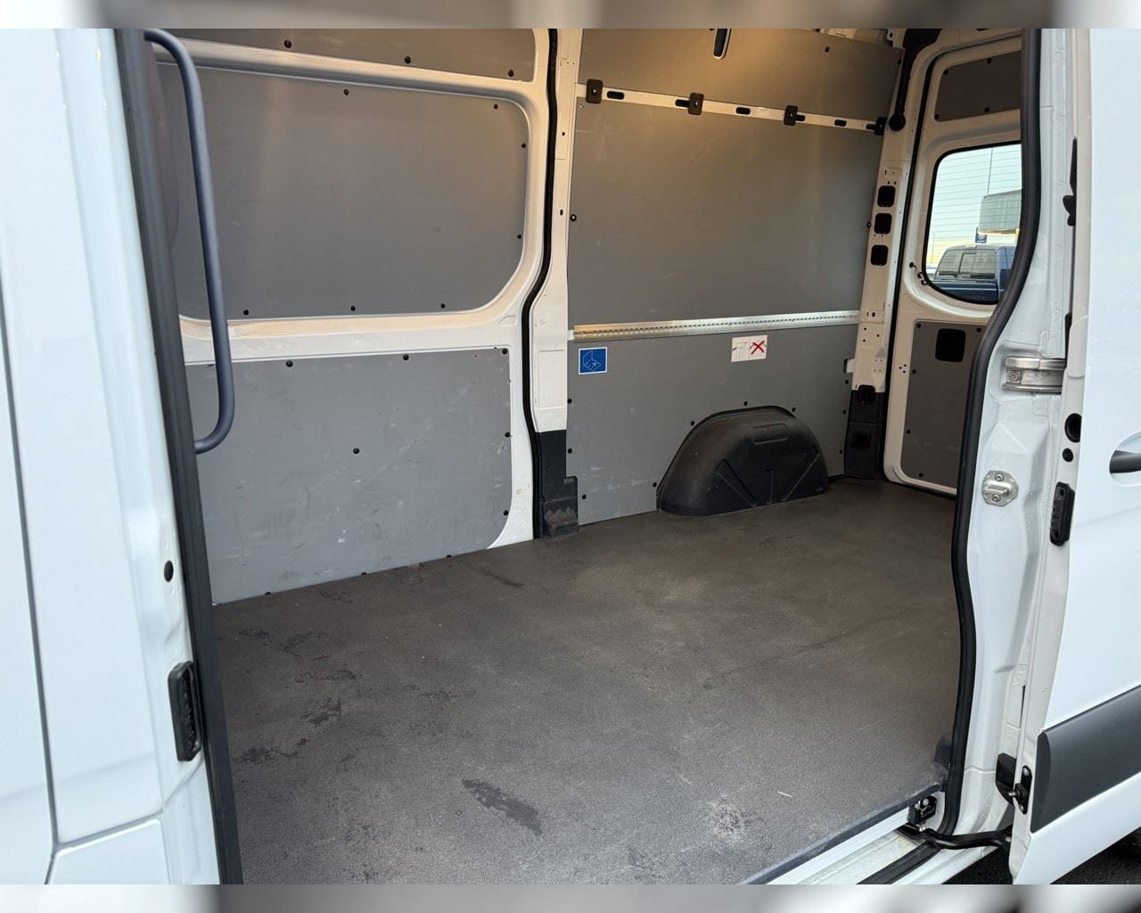 MERCEDES-BENZ SPRINTER BUSSINES 47KW