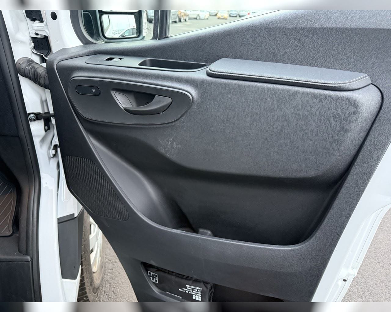 MERCEDES-BENZ SPRINTER BUSSINES 47KW