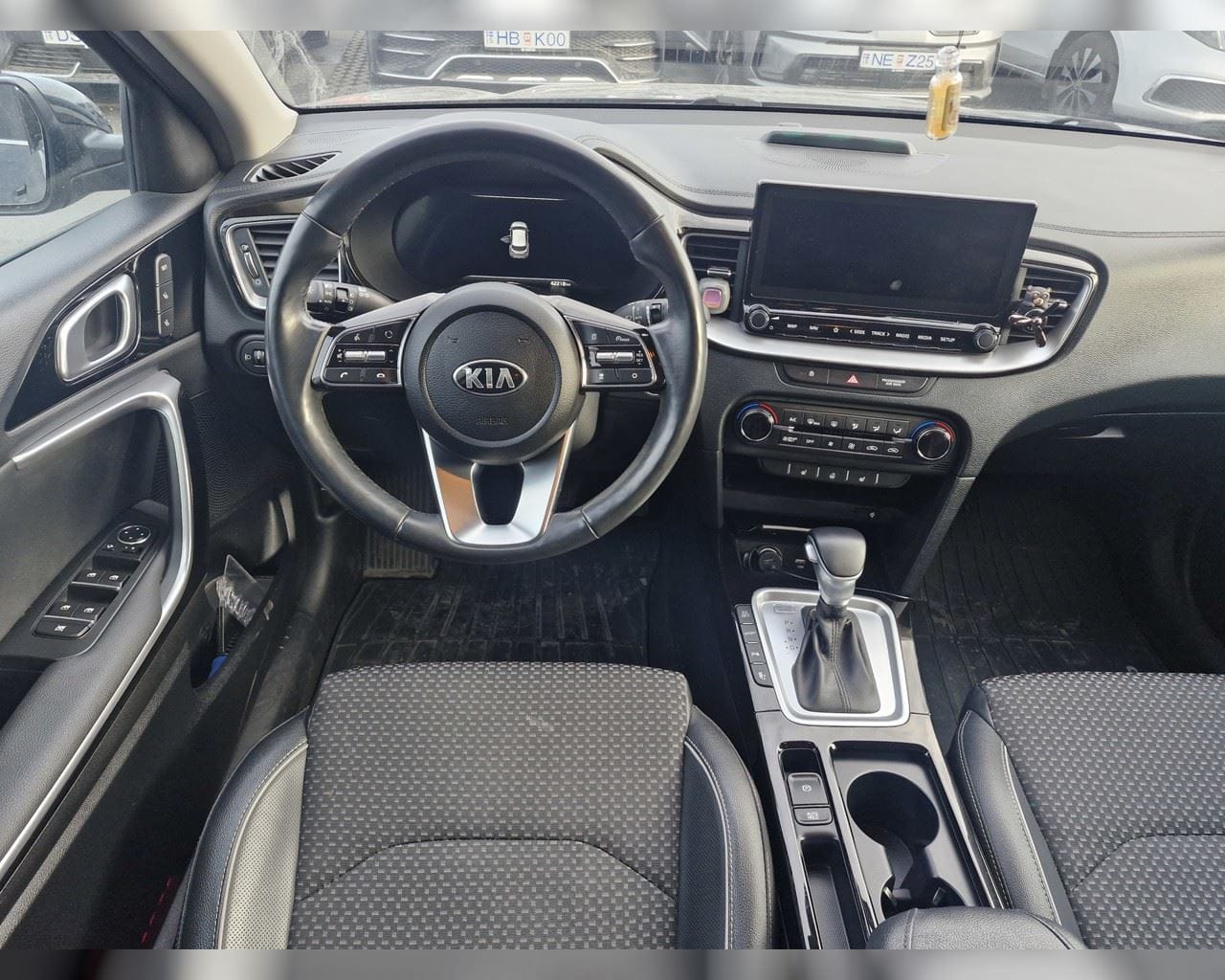 KIA XCEED STYLE