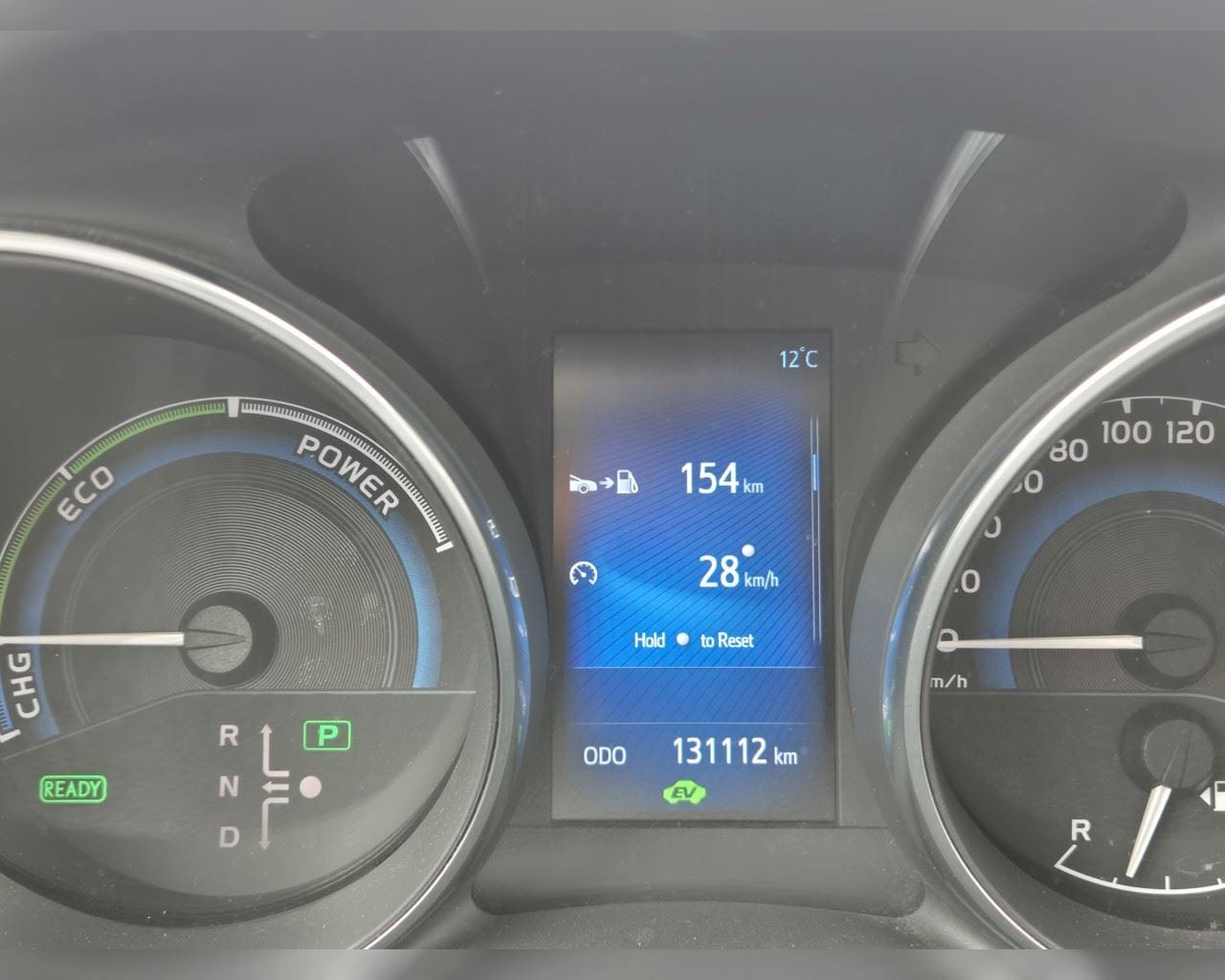TOYOTA AURIS ACTIVE HYBRID