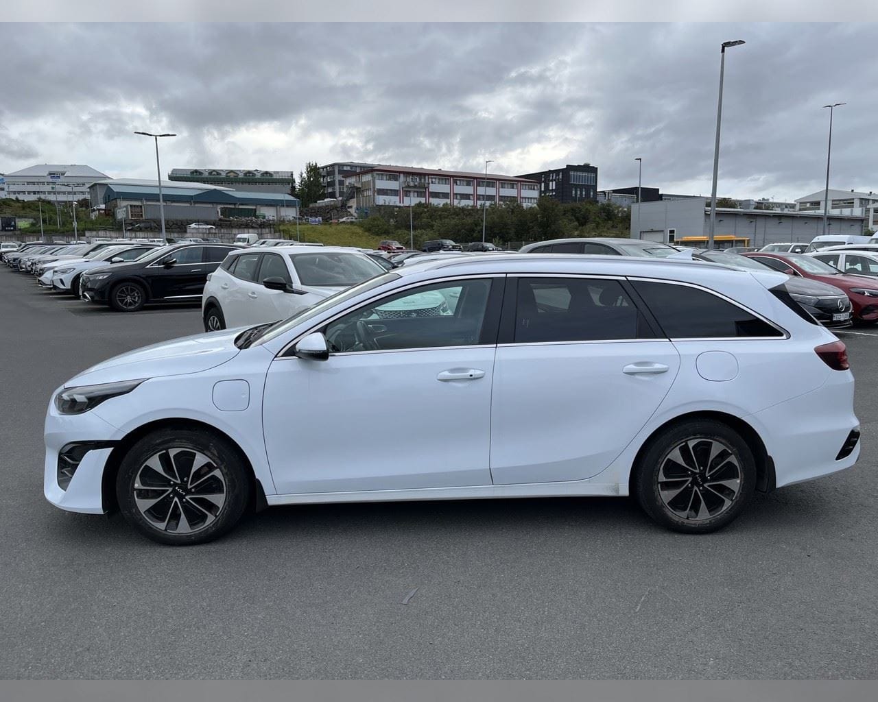 KIA CEED SW PHEV URBAN