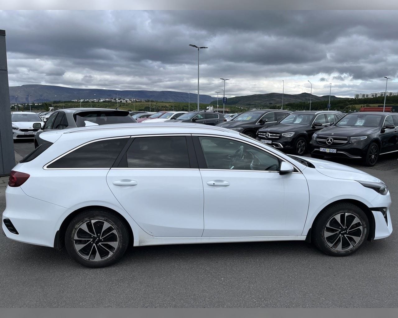 KIA CEED SW PHEV URBAN